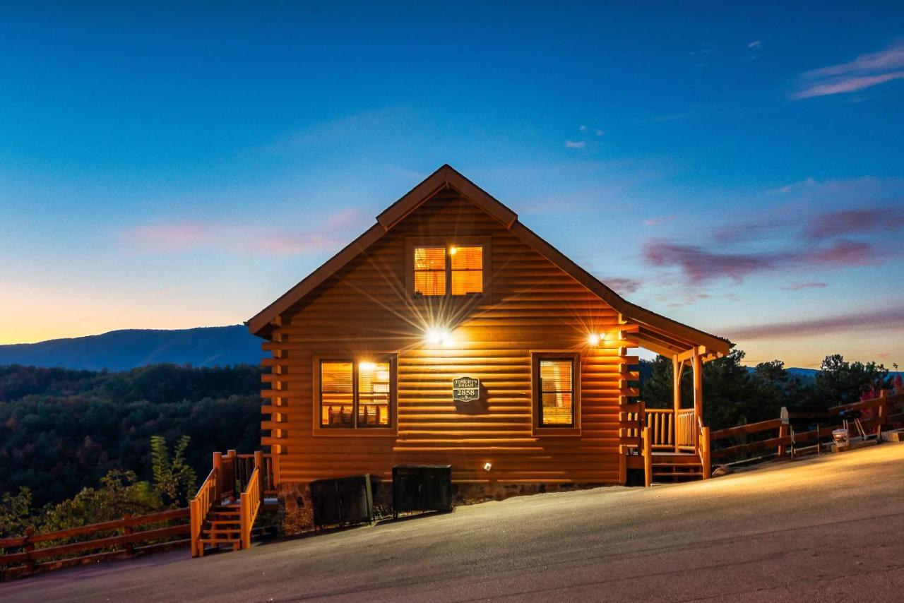 Epic Mountain Views, Hot Tub, Game Room, Sleeps 10 سيفيرفيل المظهر الخارجي الصورة