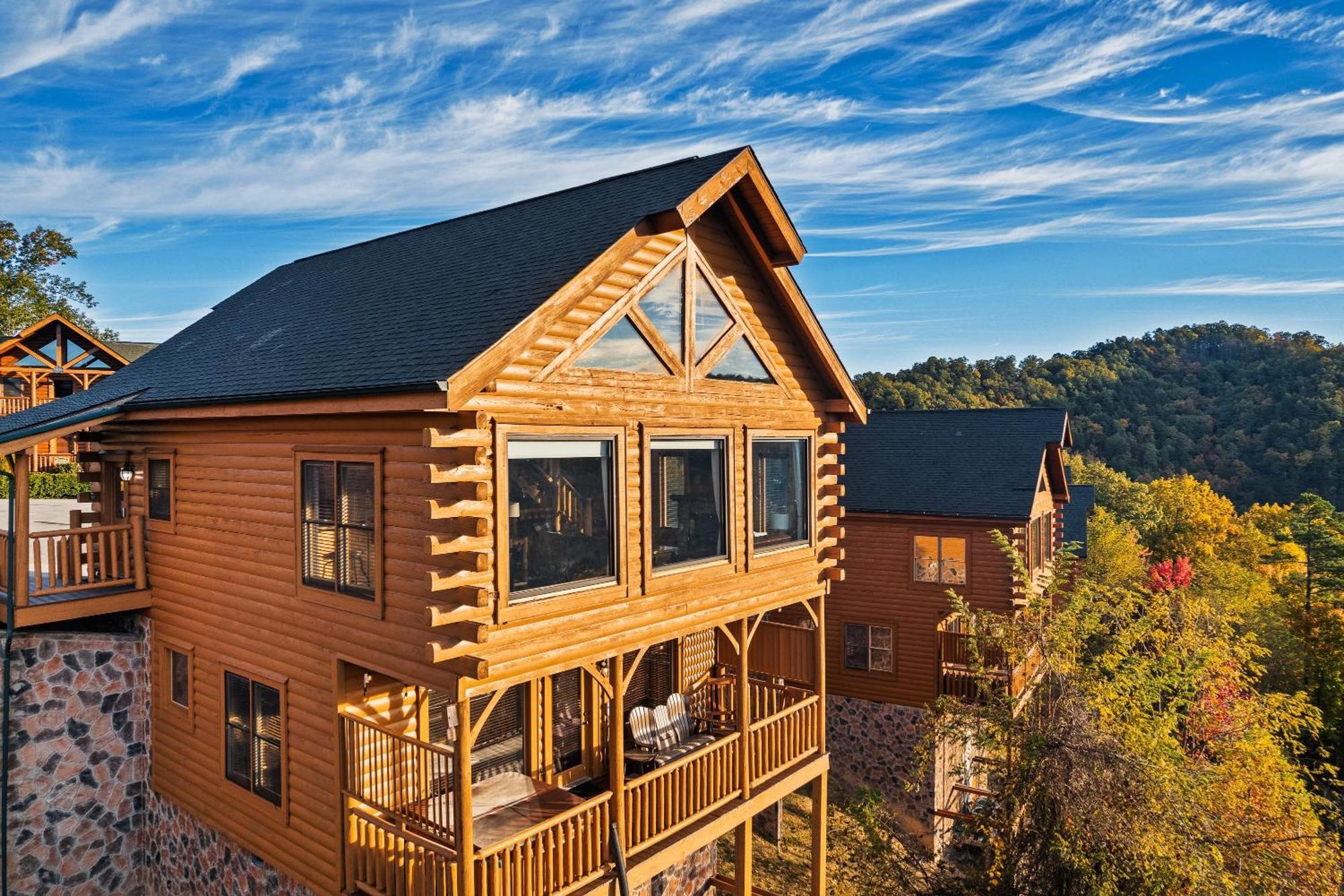 Epic Mountain Views, Hot Tub, Game Room, Sleeps 10 سيفيرفيل المظهر الخارجي الصورة