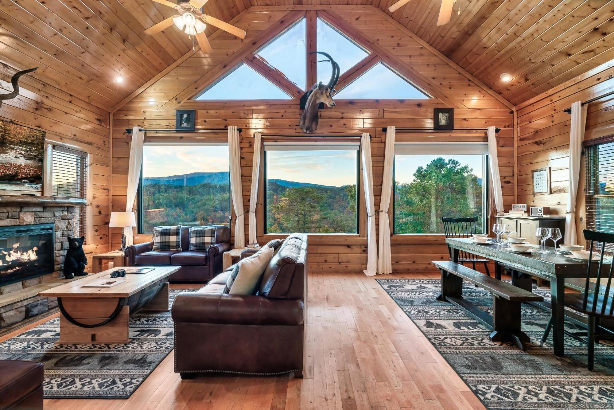 Epic Mountain Views, Hot Tub, Game Room, Sleeps 10 سيفيرفيل المظهر الخارجي الصورة