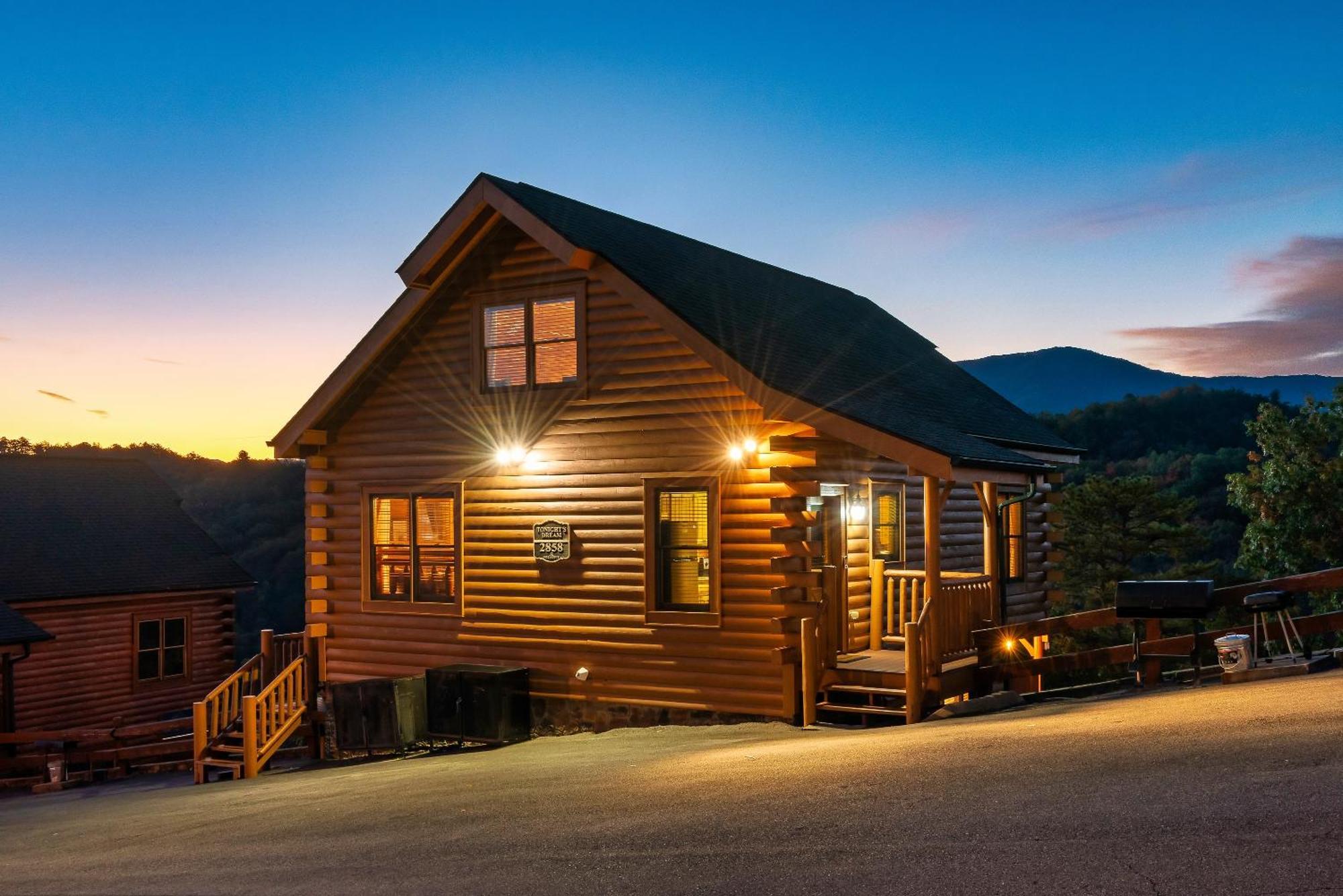 Epic Mountain Views, Hot Tub, Game Room, Sleeps 10 سيفيرفيل المظهر الخارجي الصورة